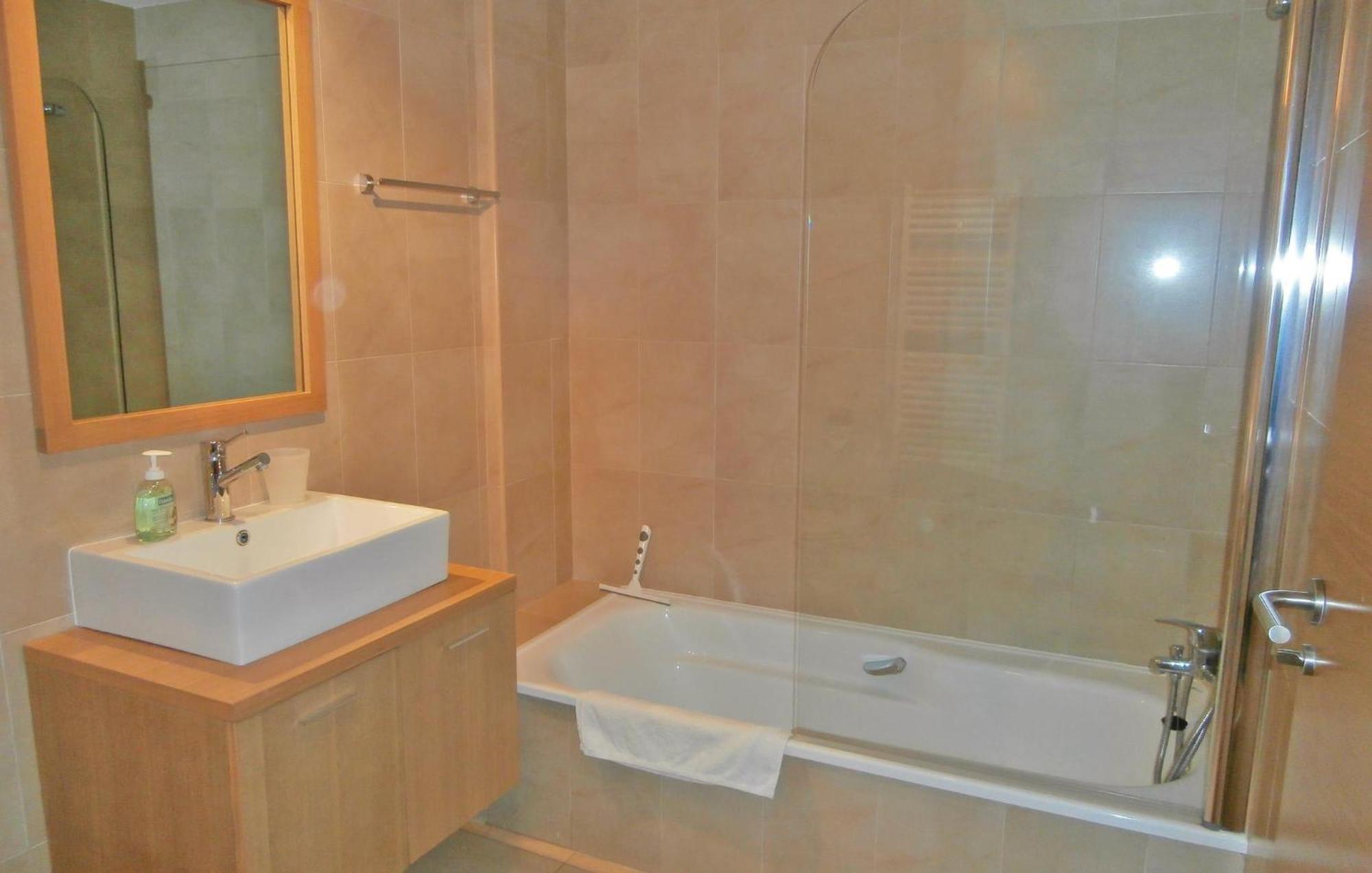 2 Bedroom Beautiful Apartment In ซูซินา ภายนอก รูปภาพ