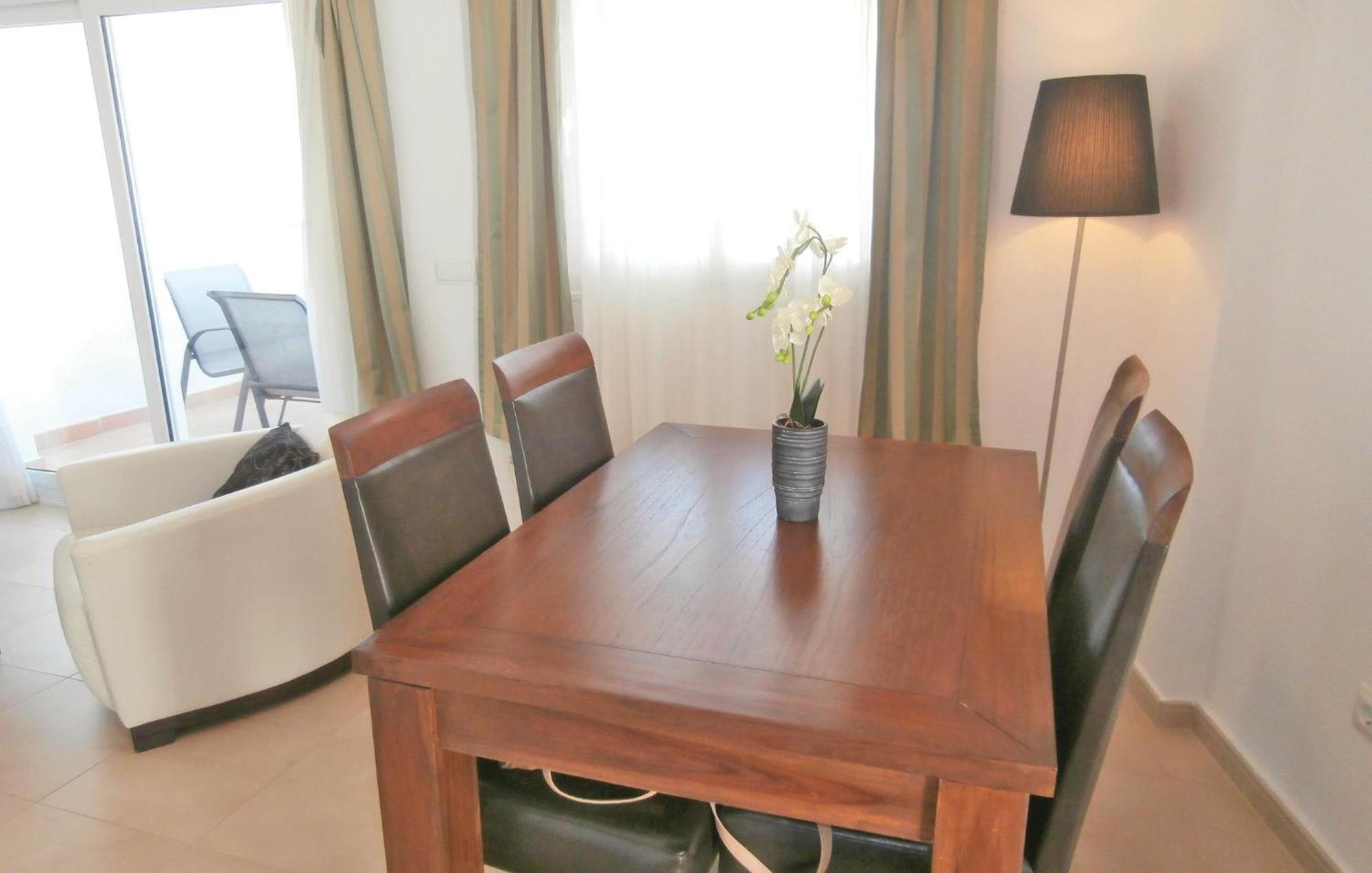 2 Bedroom Beautiful Apartment In ซูซินา ภายนอก รูปภาพ